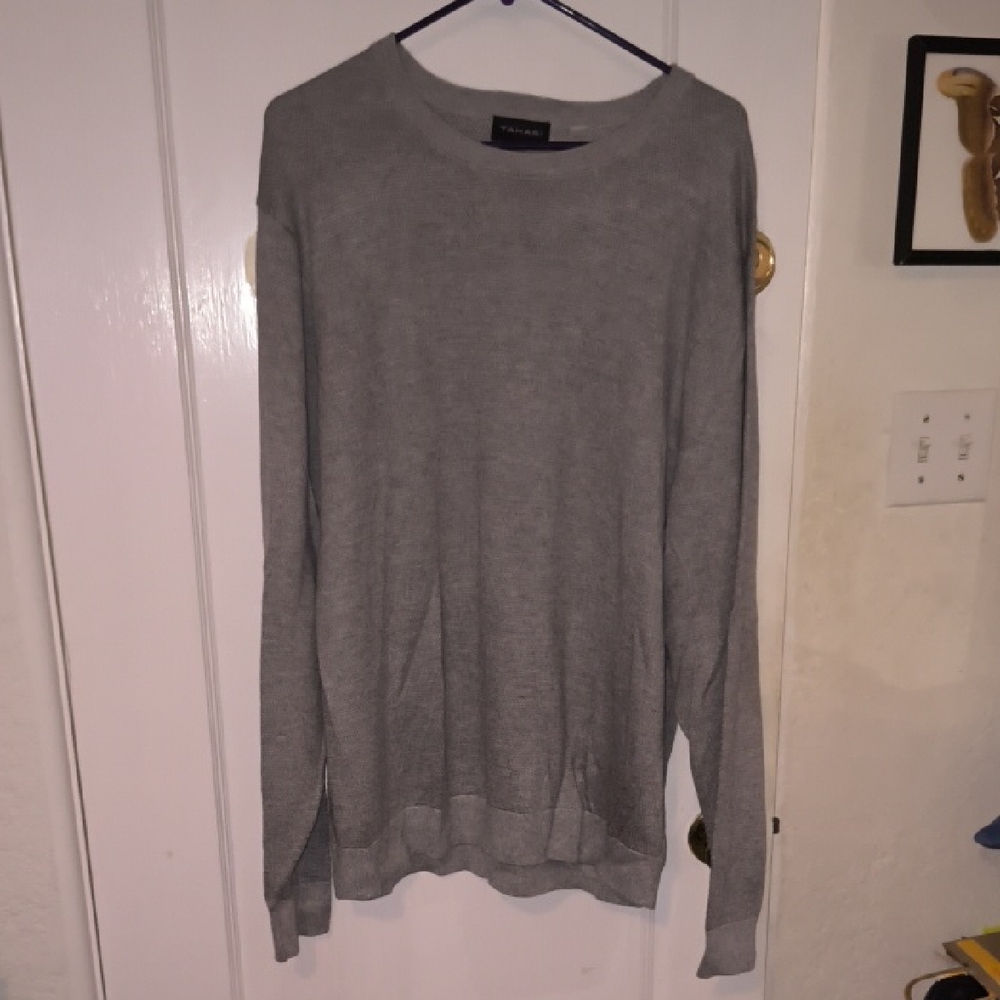 NWT Tahari | Women's Light Gray Crewneck Sweater